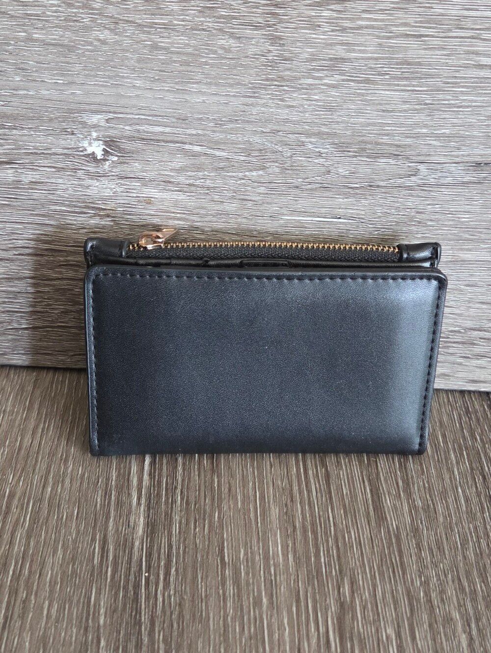 a new day Women's Small Bifold Wallet